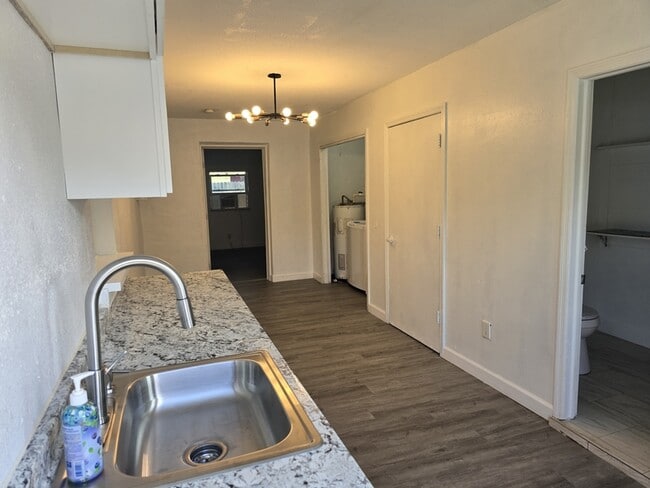 Photo - 1624 Coral Way Unit B
