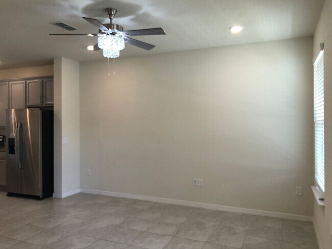 Photo - 2674 Mead Ave