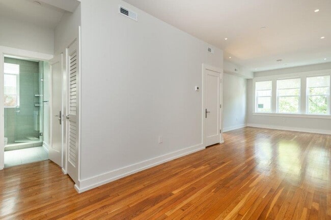 Photo - 16 Forest St Unit 22