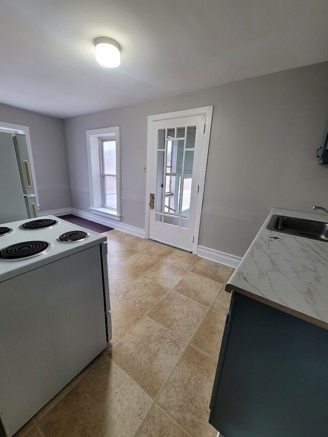 Photo - 436 Grist Mill Rd Unit Apt 3