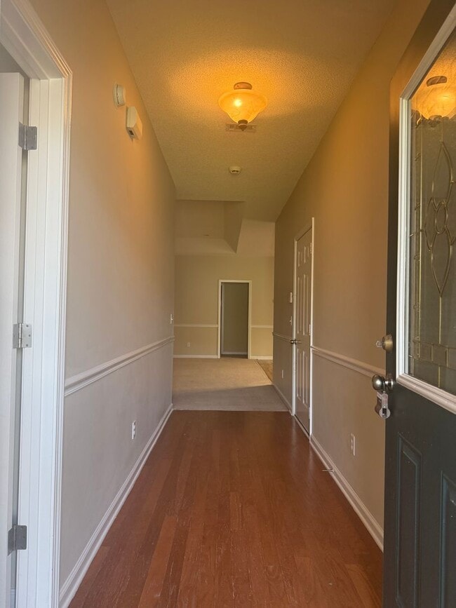 Photo - 234 Wakefield- Available NOW