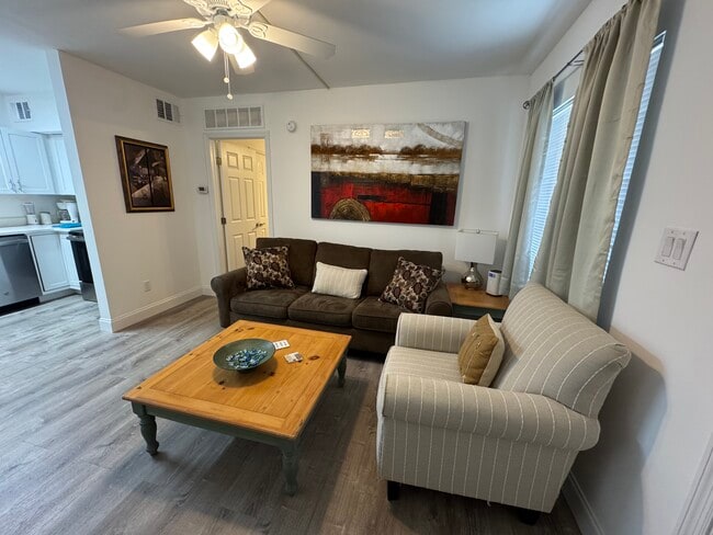 Photo - 2590 First St Unit Refreshing New Condo