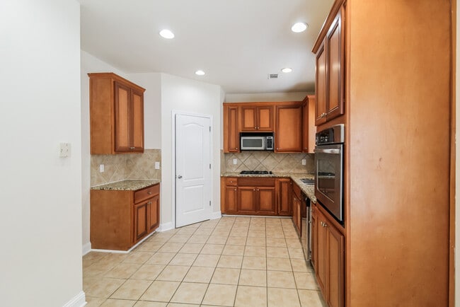 Photo - 3951 Lucas Ln