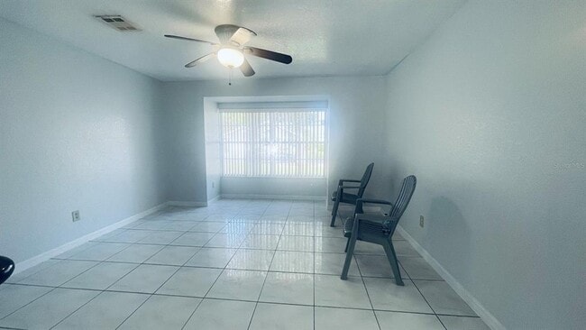 Photo - 202 Coral Reef Cir