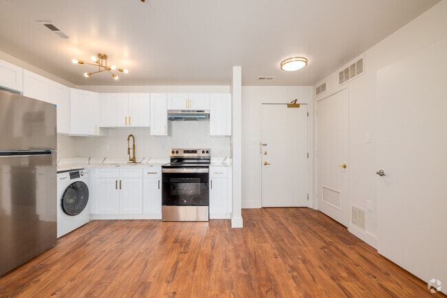 1BR, 1BA - 601SF - Kitchen