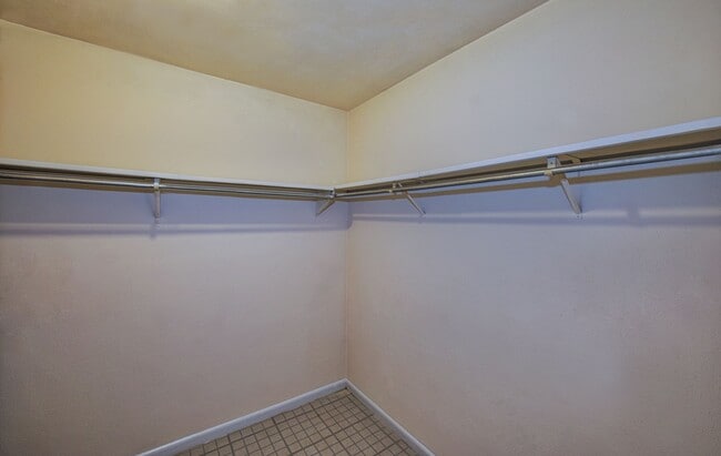 Vantage Apartments