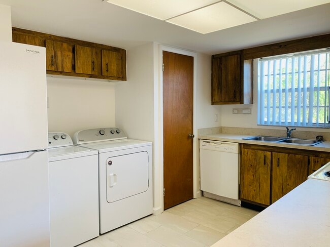 Photo - 428 Banana Cay Dr Unit E