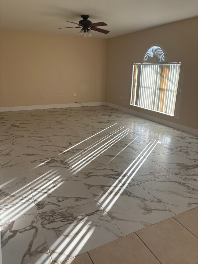 Photo - 10433 Fly Fishing St