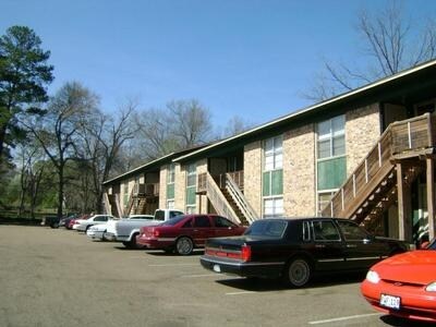 Marketing Brochure/Flyer - Briarwood Apartments