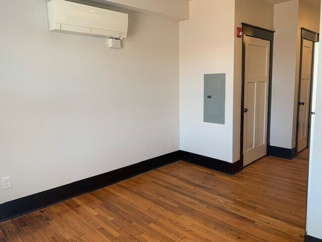 Photo - Colonial Hotel Apartments