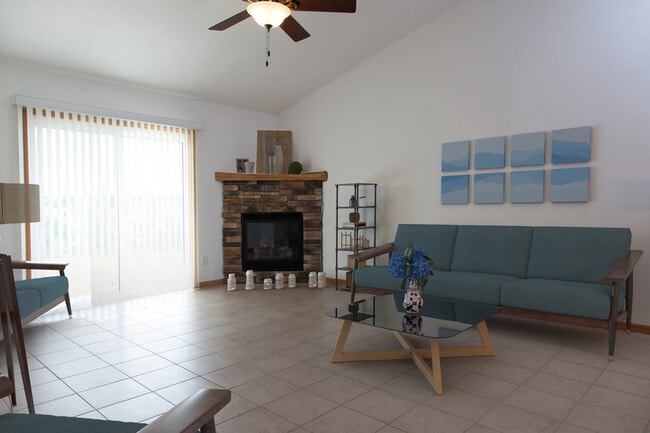 Photo - 924 67th Ave