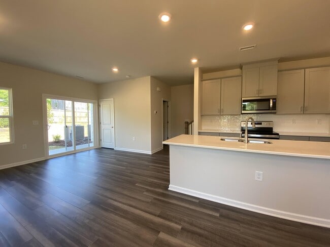 Photo - 908 Clearhaven Ln