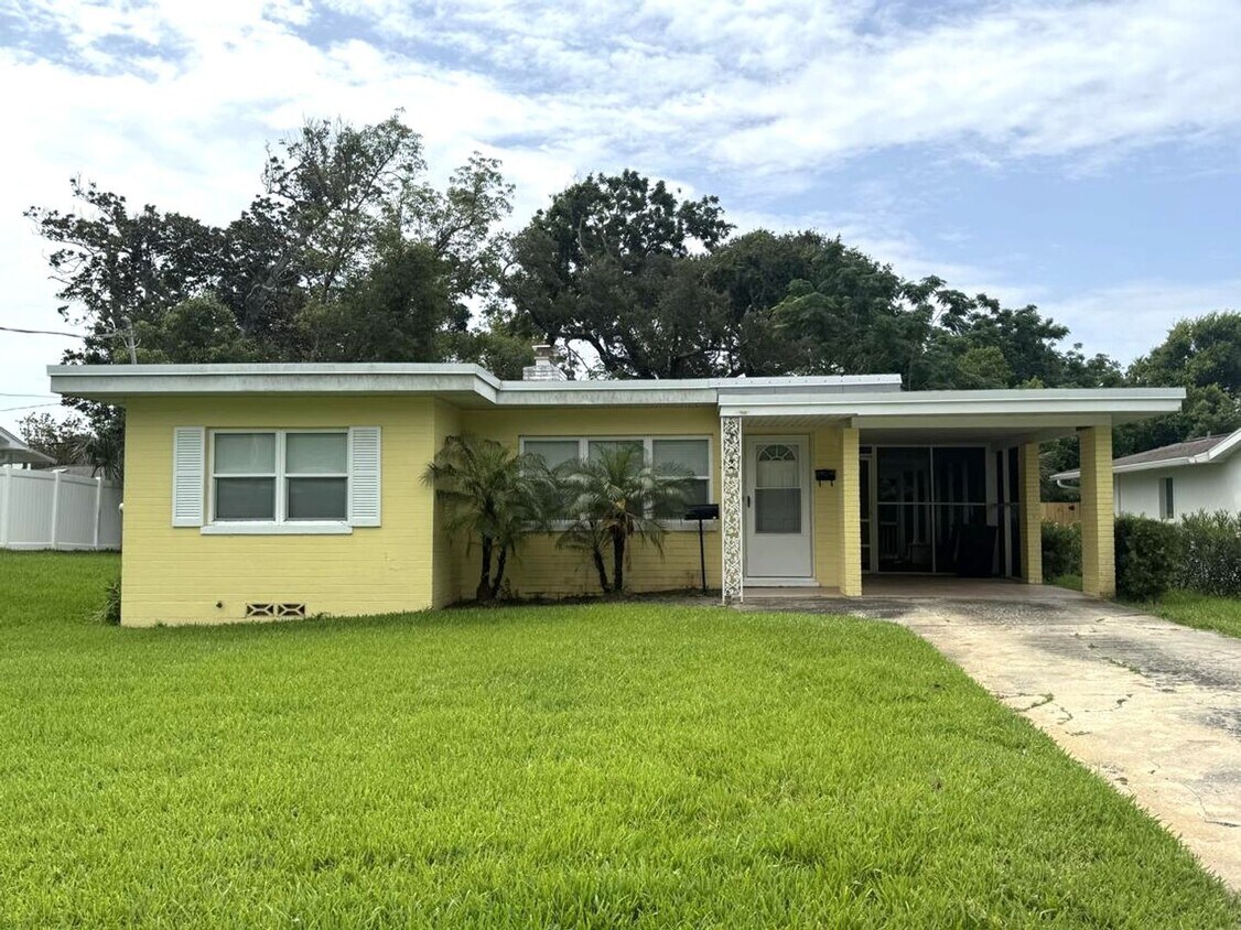 Adorable Beachside Bungalow - Adorable Beachside Bungalow