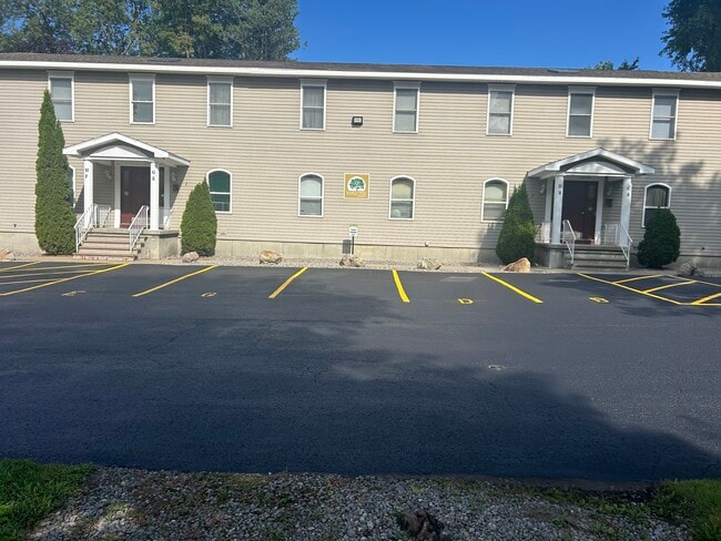 Maple Tree Apartments