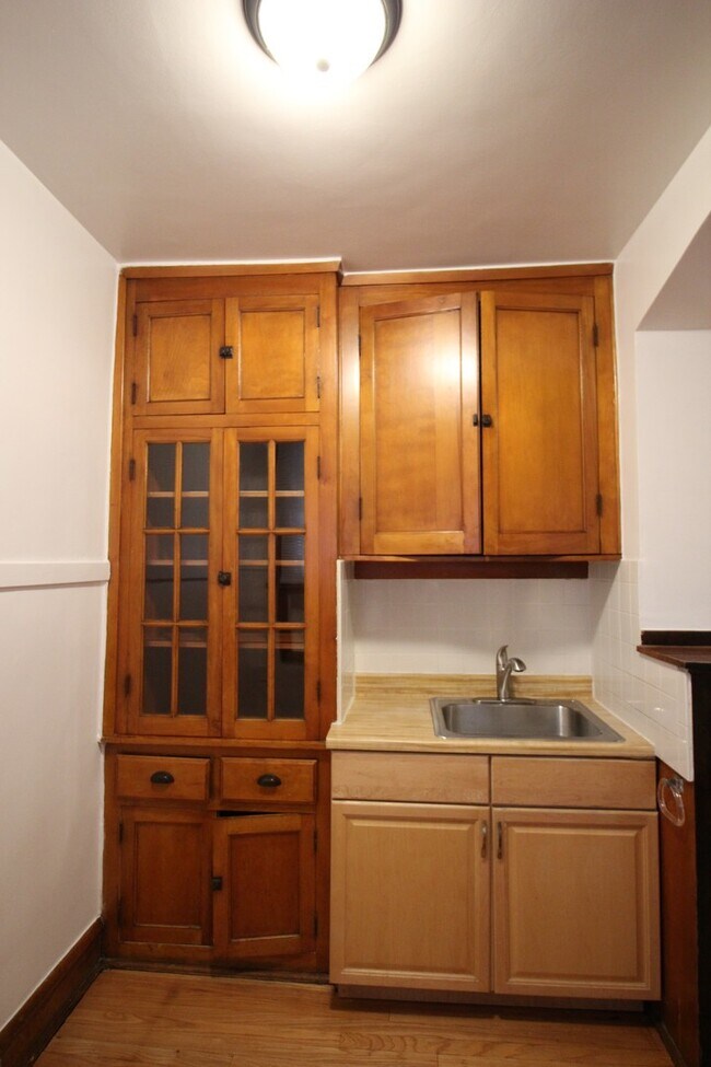 Photo - 3543 N Meade Ave Unit 1