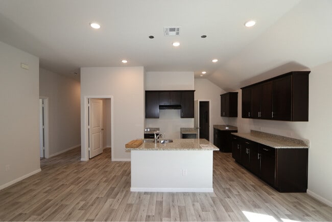 Photo - 616 Frst Pk Pkwy