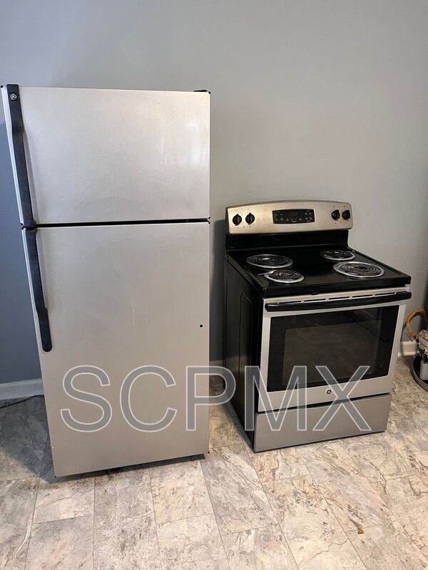 Photo - 2423 Crestview Dr