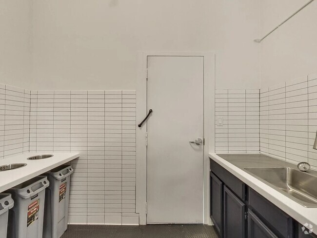 Building Photo - 706 Kearny St Unit 108 Rental