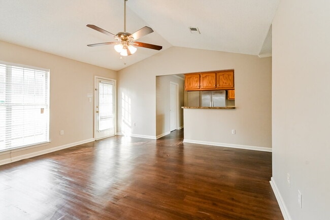 Photo - 7291 Bridle Ln