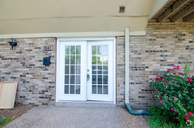 Building Photo - 1041 Harold Dr Rental