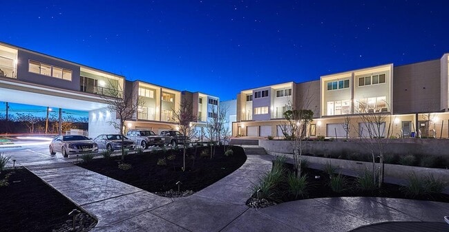 Photo - 604 N Bluff Dr Unidad 210 Rental