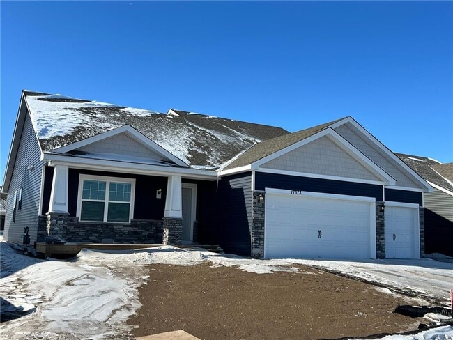 Building Photo - 17373 Dulles Ln