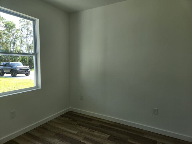Photo - 737-739 Meadow Rd Unit 739 Meadow Rd