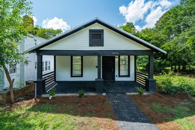 Building Photo - Completely Renovated & Full of Charm – Be the First to Live Here! ?