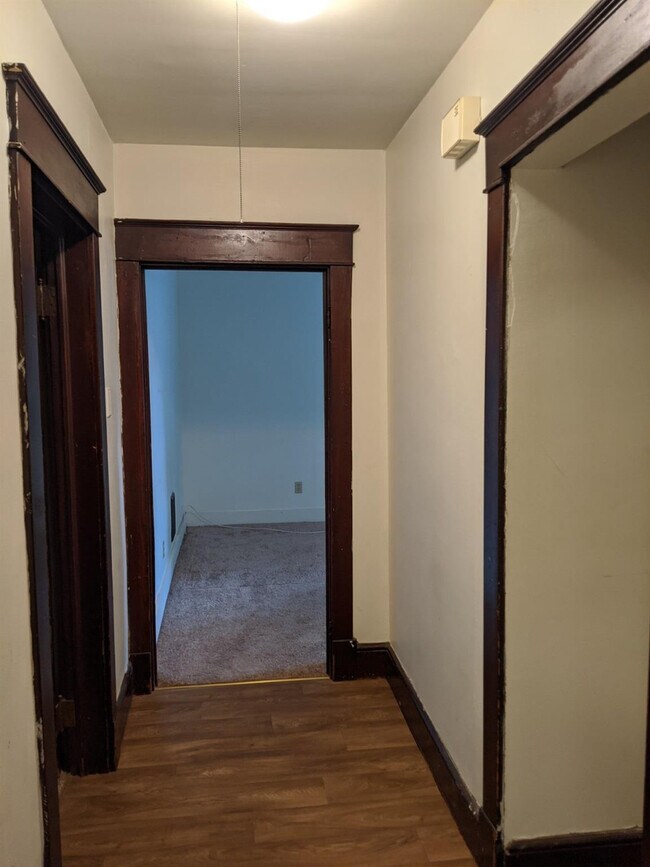 Photo - 106 Braintree St Unidad D