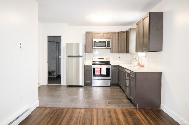 Photo - 78 West St Apartment Unit 1A