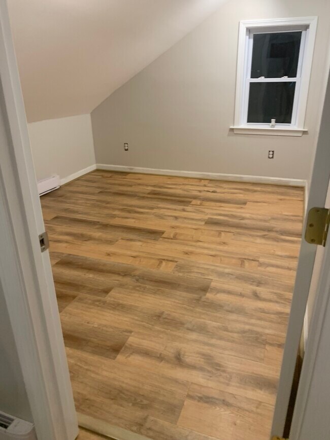 Photo - 35 Grove St Unit 2