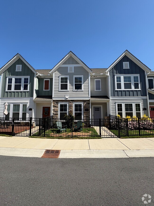 Building Photo - 5012 Calvine Mill Way Rental