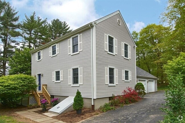 Building Photo - 50 Kisco Park Dr Rental