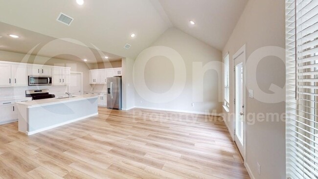 Photo - 252 Hope Orchards Dr
