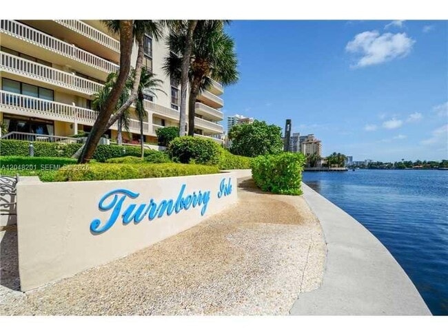 Building Photo - 19707 Turnberry Way Unit 4L