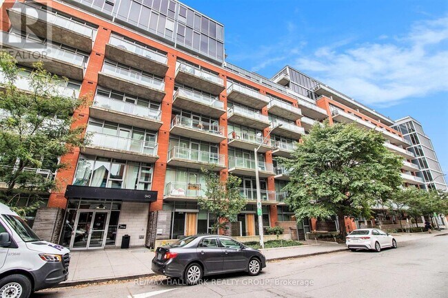 Photo - 340 McLeod St Unit 842
