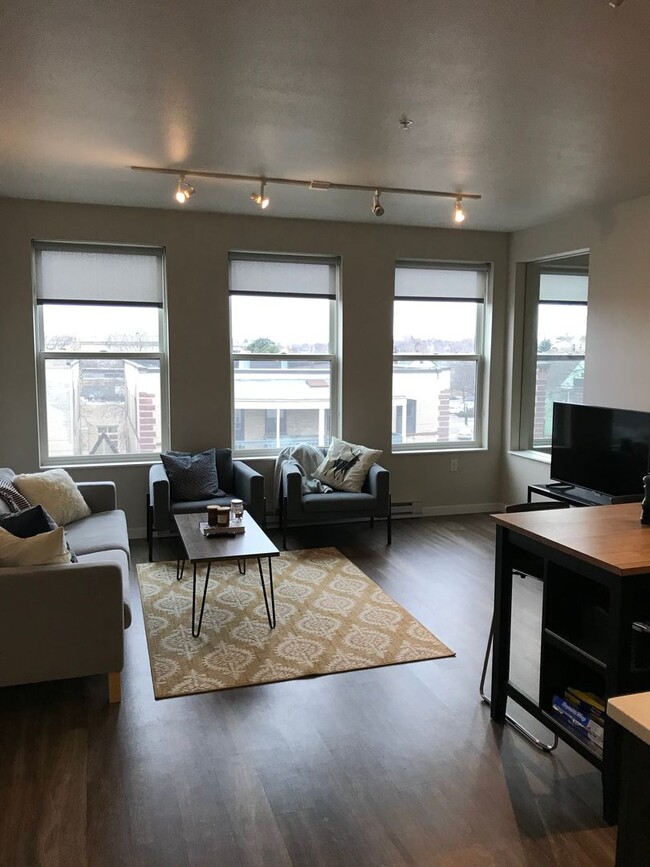 Photo - Motiv Apartments