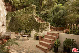 Photo - 2230 Fink St