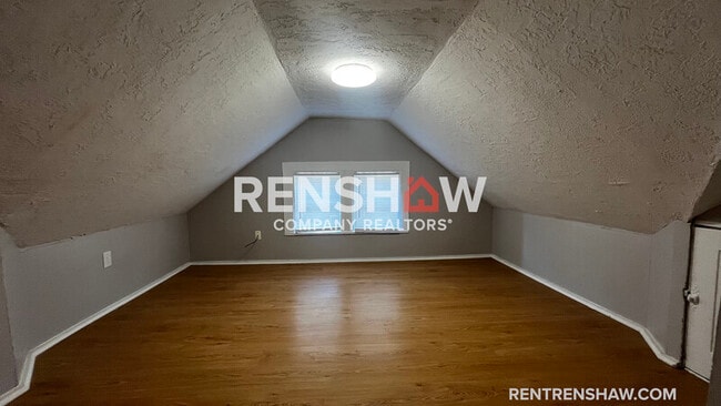 Photo - 1817 Edward Ave