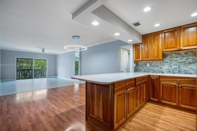 Photo - 100 Edgewater Dr Unit 342