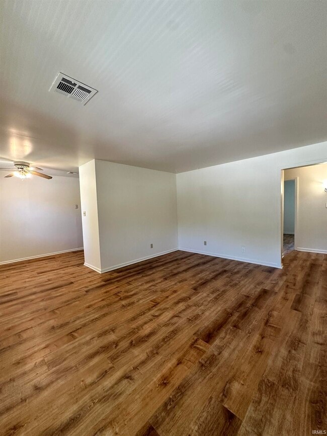 Photo - 613 Cypress St