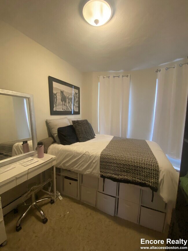 Photo - 21 Sheafe St Unit 7