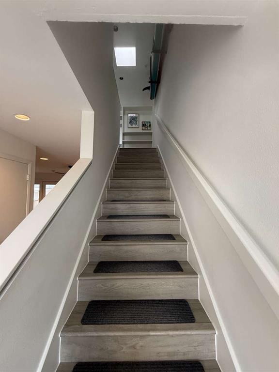 Photo - 1106 W 6th St Unit 213