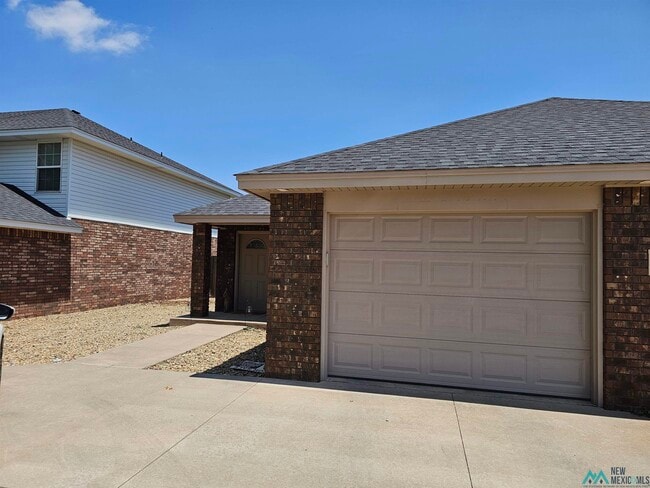 Building Photo - 113 Gayland Dr
