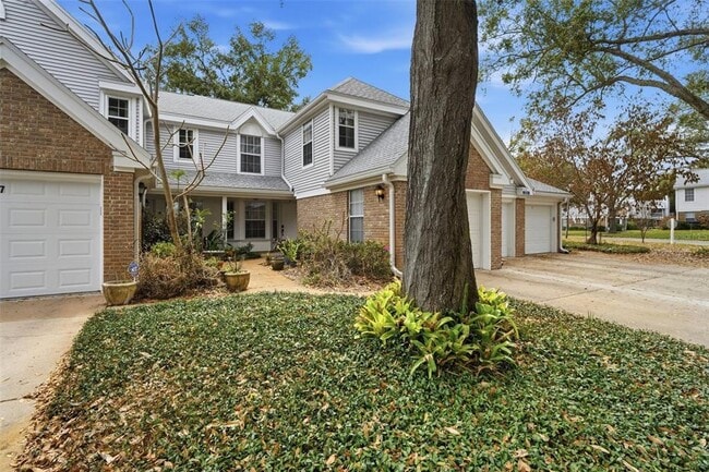 Photo - 2201 Coach House Blvd