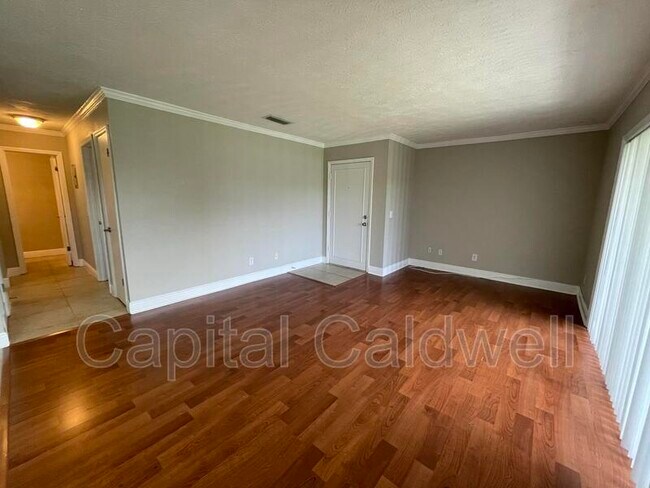 13686 Orange Sunset Dr Unit 201