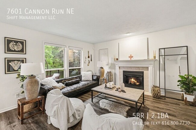 Photo - 7601 Cannon Run Dr NE