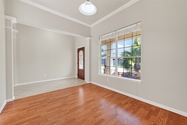 Photo - 5623 Brookhollow Oaks Trail