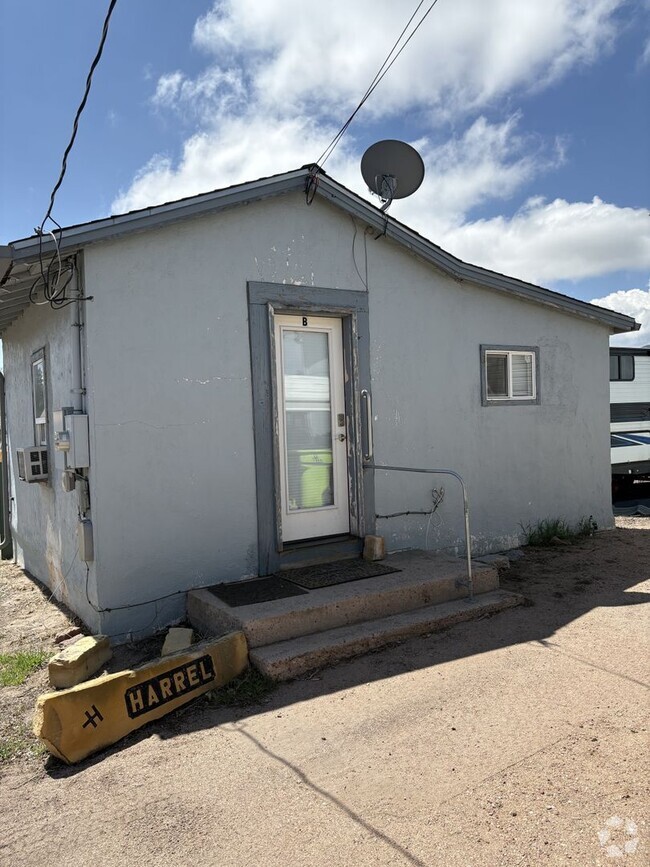 Building Photo - Efficiency Unit in Monument near Lewis Pal... Rental