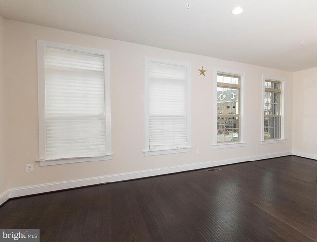 Photo - 2912 Middleham Ct